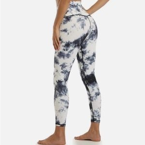 Tie Die Black & White Yoga Leggings